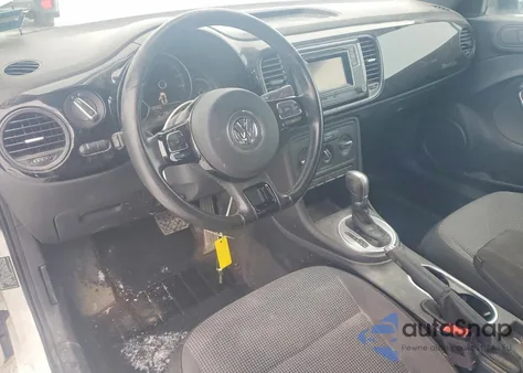 2018 Volkswagen Beetle S z USA, uszkodzony, nr VIN 3VWFD7AT6JM708779